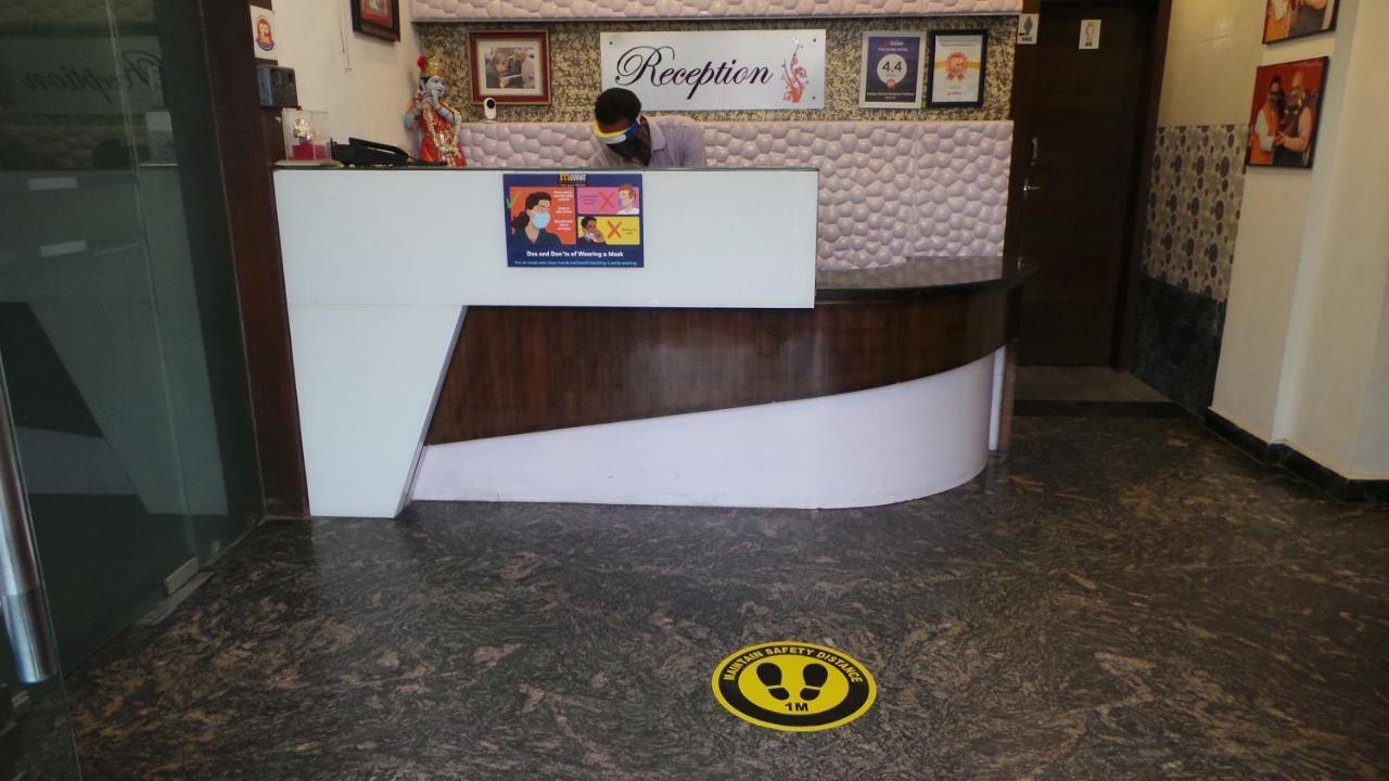 Madhav Muskan Residency Mathura Esterno foto