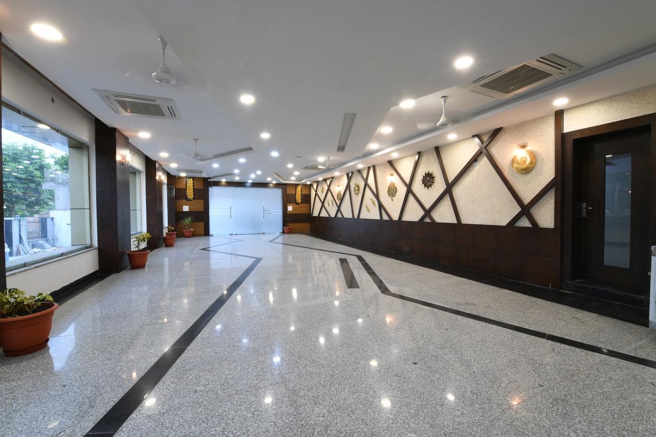 Madhav Muskan Residency Mathura Esterno foto